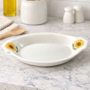 BIA Cordon Bleu Sunflower Oval Baking Dish 9” Decorated USA Oven Proof